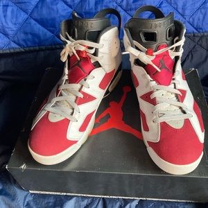 Carmine 6 size 13